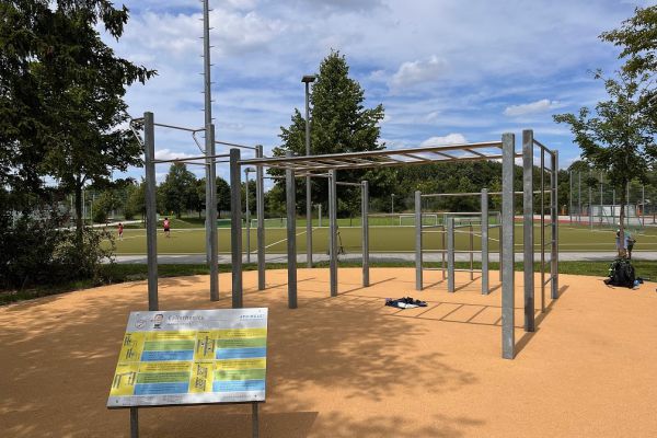 Calisthenics bei Bezirkssportanlage in München